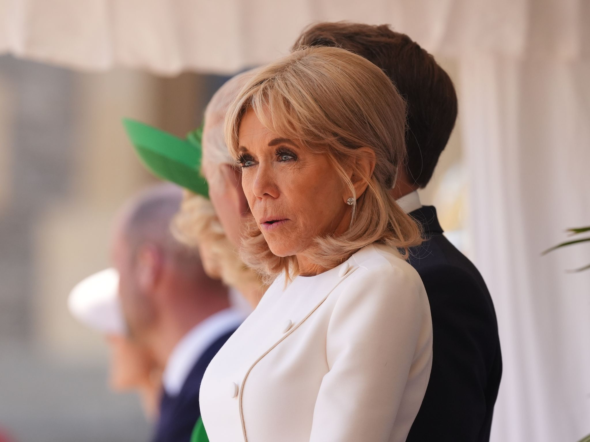 Brigitte Macron beschimpft Feministinnen - Marion Cotillard solidarisiert sich