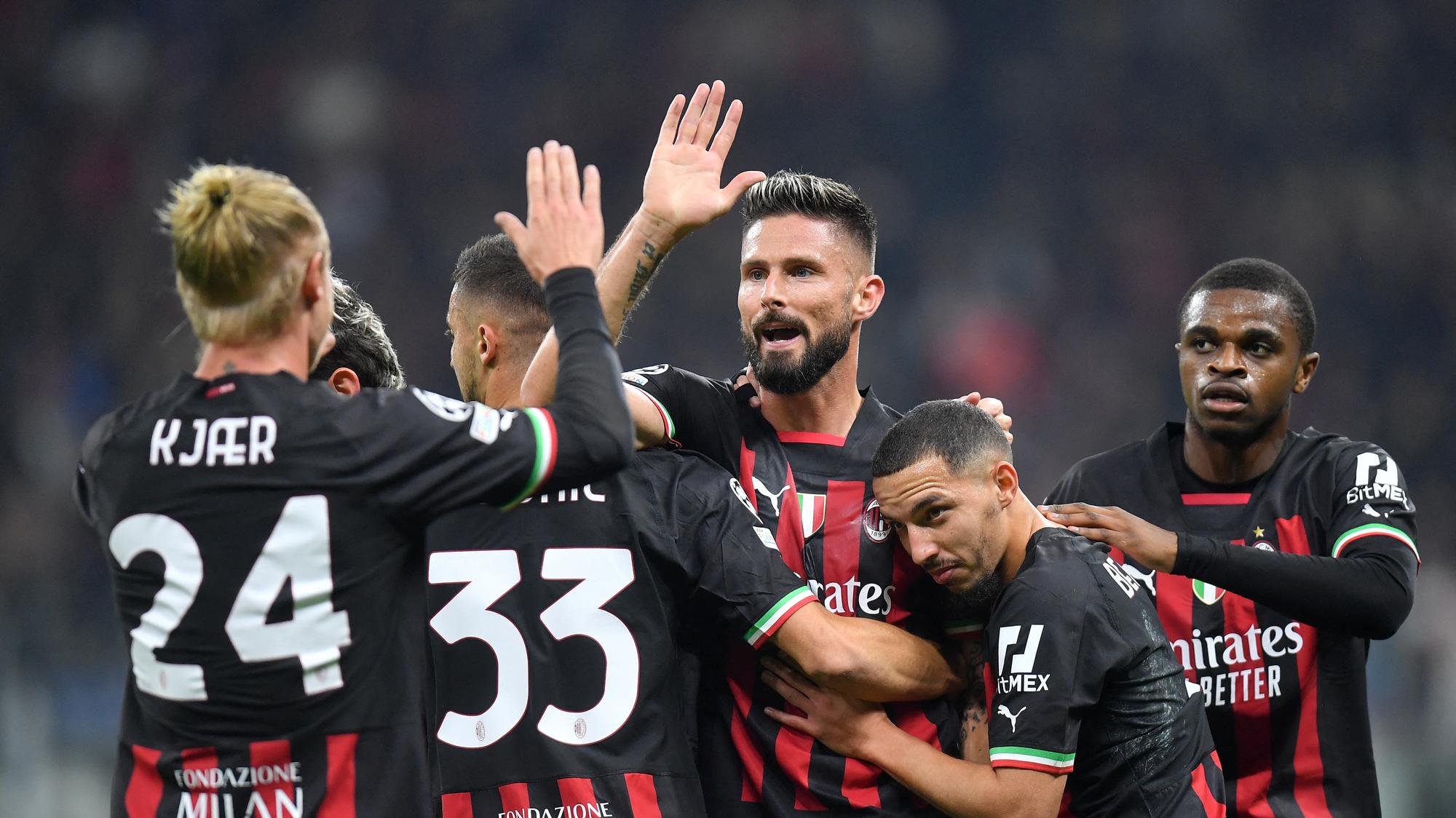 AC Miláno je po deviatich rokoch v osemfinále Ligy majstrov. Pioli: Toto  pre nás nie je úspech