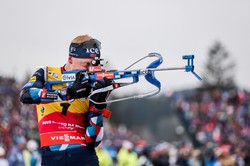 Johannes Thingnes Boe chory na COVID-19. Nie wystartuje w Oestersund