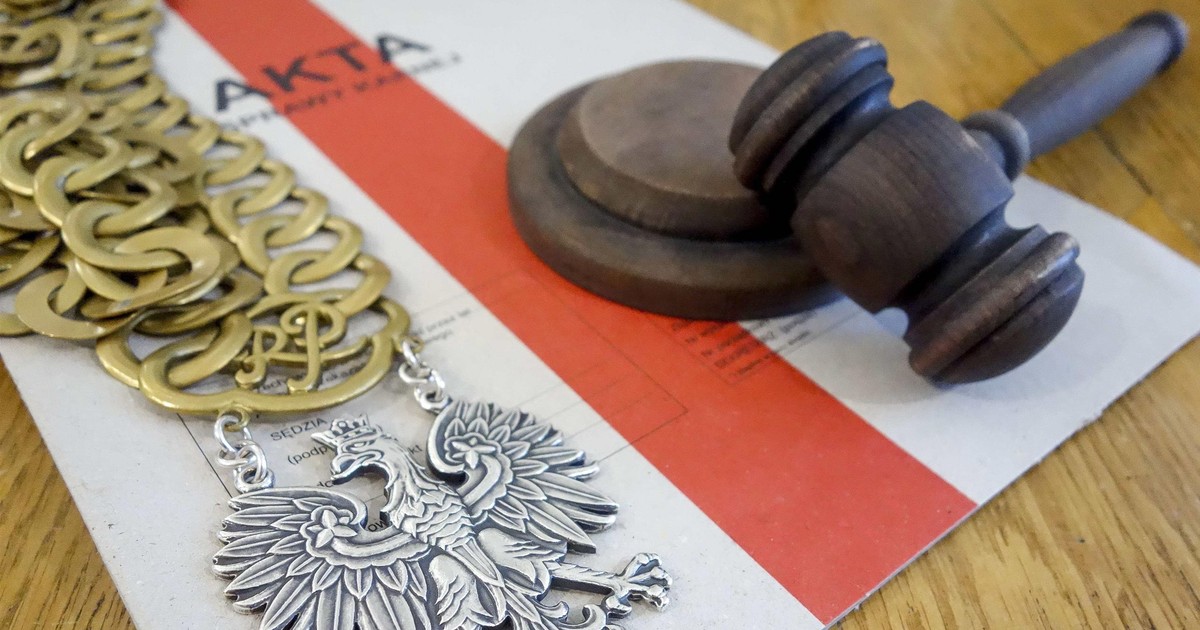 Bezdomny umierał w męczarniach. Zaskakująca decyzja w sprawie oskarżonych braci. Sąd wskazał na dwie rzeczy