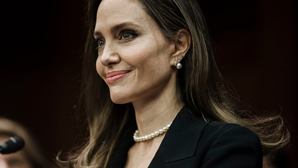 Angelina Jolie odwiedziła 17-letnią córkę na kampusie uniwersyteckim