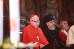 Przyjęto uchwałę ws. odebrania kard. Gulbinowiczowi tytułu honorowego obywatela Wrocławia