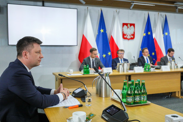 Michał Dworczyk zeznaje przed komisją śledczą ds. wyborów kopertowych
