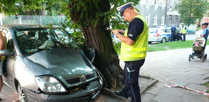 Wypadek w Łodzi. Ranne dzieci i ciężarna kobieta!