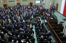 Sejm uchwalił ustawę tworzącą tzw. sieć szpitali. "Ta ustawa zabezpiecza interesy pacjentów"
