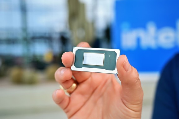 Procesor sa integrisanom grafikom koji omogućava igranje u 4K i 60 FPS? Intel Serpent Lake izgleda sve bolje