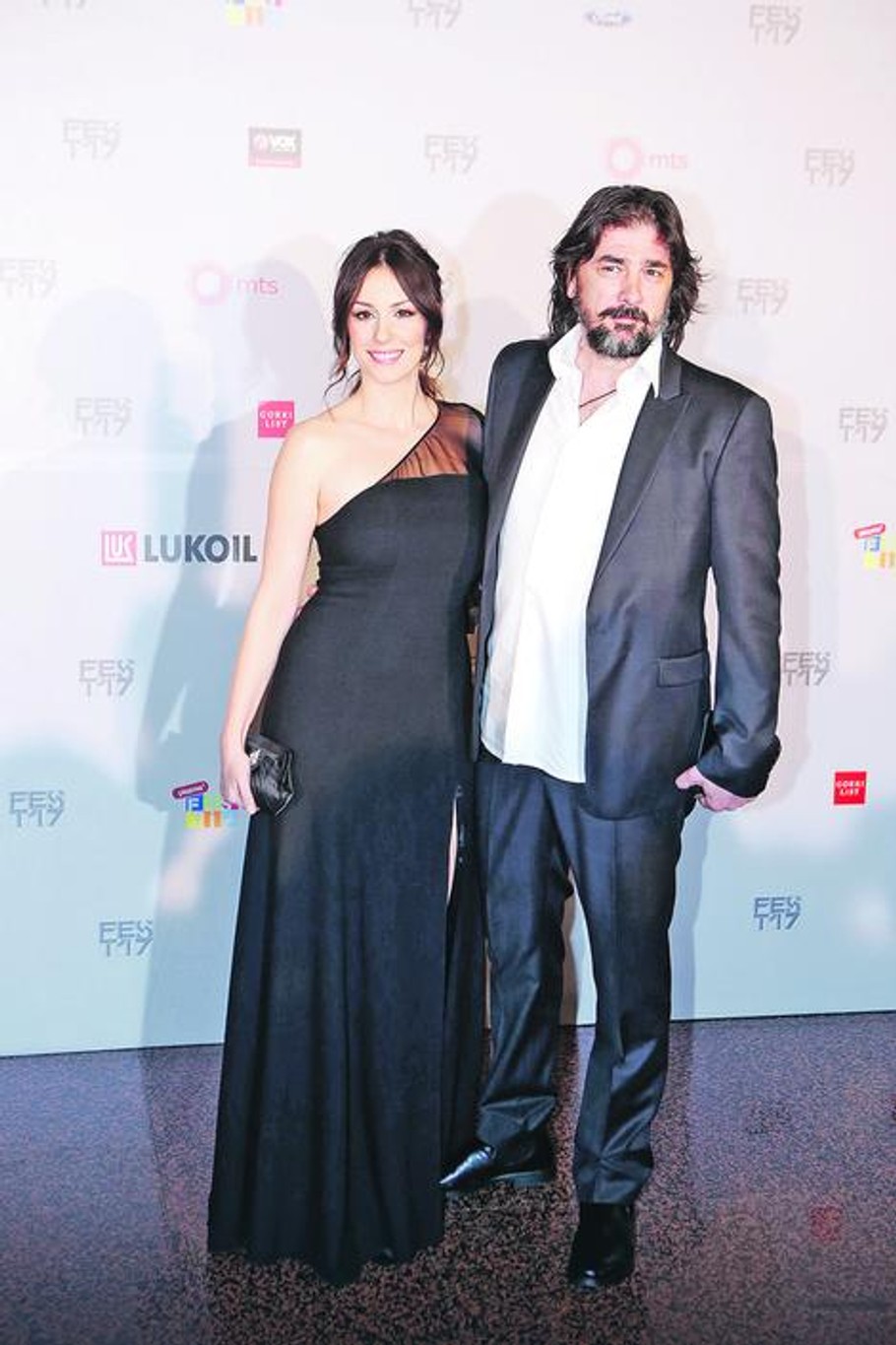 Evo KAKO Vojin Ćetković i Sloboda Mićalović ČUVAJU ĆERKE OD KIČA I