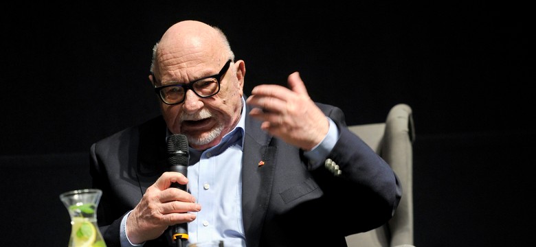 93-letni Jerzy Hoffman jest w świetnej formie. Nowe zdjęcie reżysera "Potopu" [FOTO]