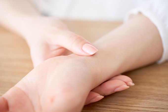 Így mérheti meg pontosan a szívverését vérnyomásmérő, vagy okosóra nélkül