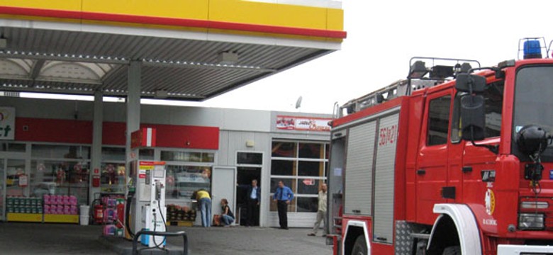 Na stacji benzynowej groził, że się podpali