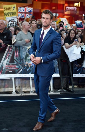 Chris Hemsworth na premierze filmu 'Avengers: Czas Ultrona' w Londynie
