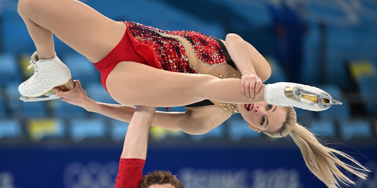 Amerykańska para łyżwiarzy figurowych Brandon Frazier - Alexa Knierim została pozwana za naruszenie praw autorskich. 