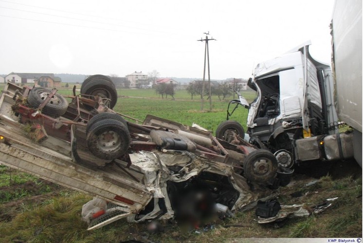 Tragiczny wypadek na krajowej 8
