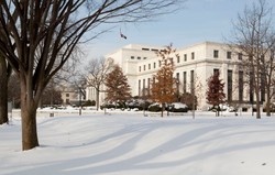 Program skupu obligacji Fed dobije do 45 mld USD?