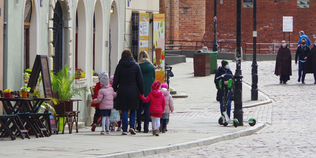 Polski Ład wprowadza kilka nowych ulg, które pozwolą znacznie zaoszczędzić na PIT. Trzeba jednak uważać na progi