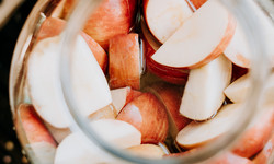 Jak zrobić ocet jabłkowy? Wypróbuj te przepisy