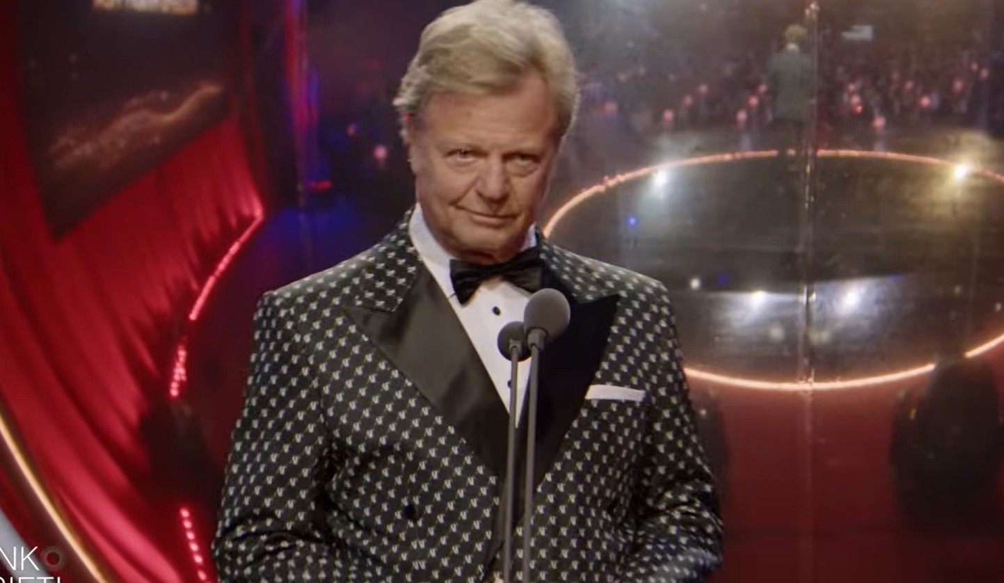 Maroš Kramár odovzdával cenu v kategórii najlepší film.