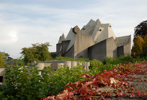 Święty Brutal, czyli brutalistyczny kościół w Niemczech