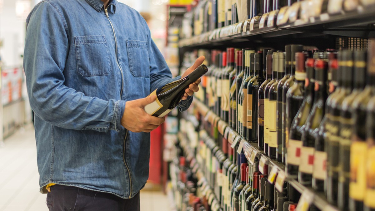 Opole. Kradzież drogich alkoholi. Złapano złodziei