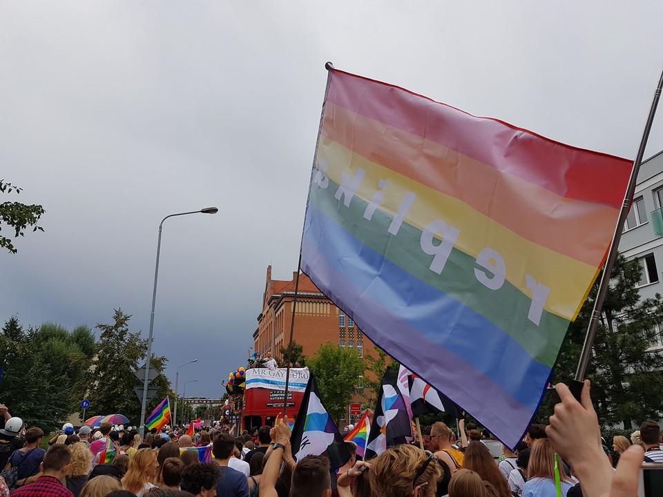 Marsz Równości w Poznaniu z kontrmanifestacją narodowców