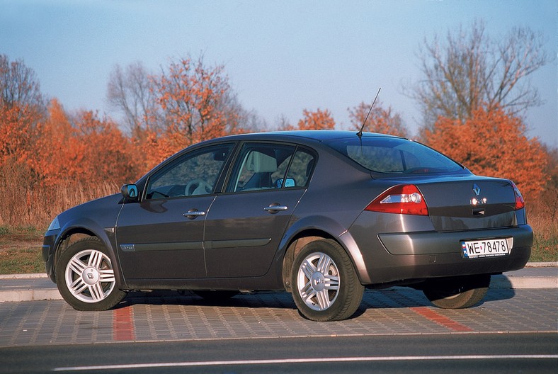 Renault Megane II: mała cena, duży kufer, średnia trwałość