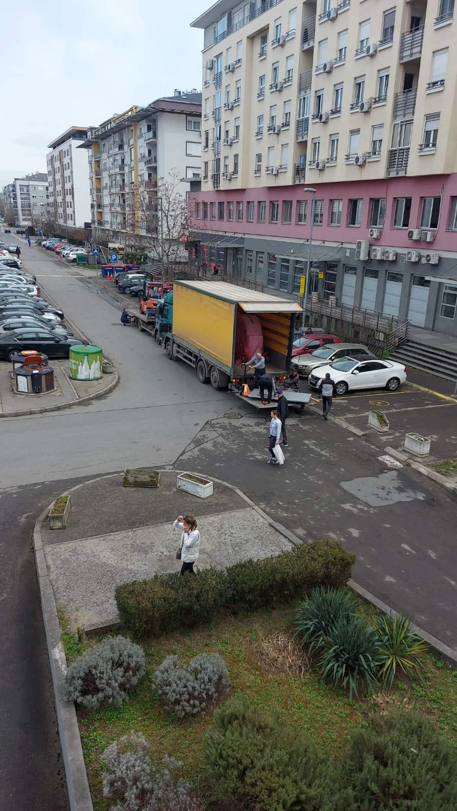 Dopremanje medicinske opreme u stambenu zgradu