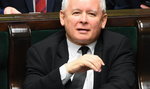 Kaczyński broni premiera. Mówi o "potężnych ludziach"