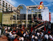 Otwarcie pierwszego McDonald'sa w Polsce