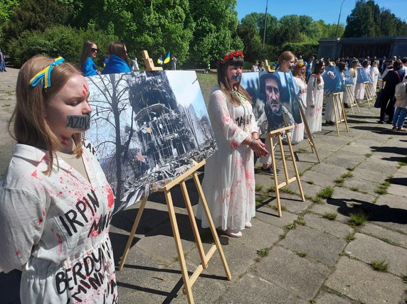 Protest przed Cmentarzem Żołnierzy Radzieckich