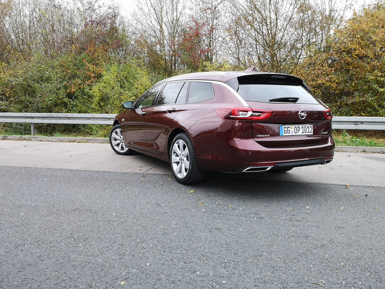 Opel Insignia 1.6 Turbo 200 KM