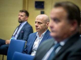 Artur Ostręga, współtwórca gliwickiej spółki Marketing z branży reeksportu samochodów, przez 2,5 roku walczył z fiskusem. W tym czasie firma straciła miliony i pozycję lidera