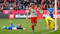 Osiem goli Bayernu w drugiej połowie. Neuer wrócił do bramki