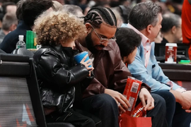 Kad je video TEK ROĐENOG SINA, SLAVNI PEVAČ 3 PUTA TRAŽIO DNK TEST: "Dečak preslikani trener svoje mame", evo šta je usledilo nakon PRAVE DRAME