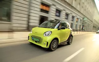 Smart Fortwo EQ - elektrowózek na (małe) zakupy