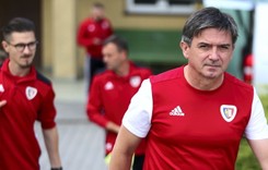 Przed meczem eliminacji Ligi Europy Waldemar Fornalik mówi: 'Wierzę w ludzi, z którymi pracuję'