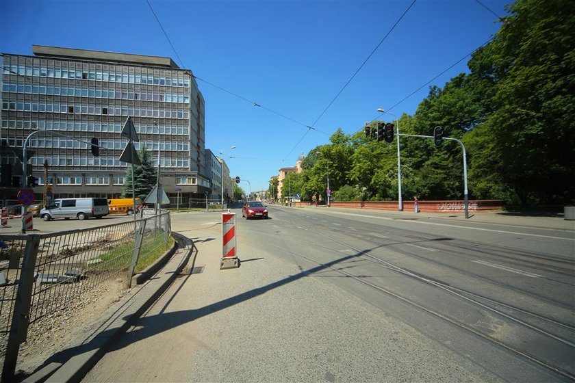 Przebudowa ulic Tramwajowej i Wierzbowej potrwa do końca sierpnia