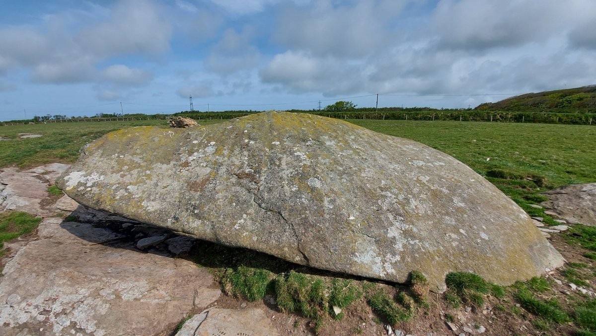 Hendraburnick Quoit