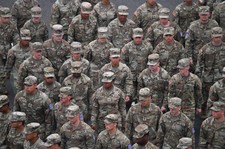 Nowe zasady poboru do wojska w USA. Na wojnę ma pójść więcej młodych