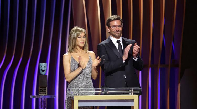 Jennifer Aniston gyűrűje találgatásokra adott okot Fotó: Getty Images