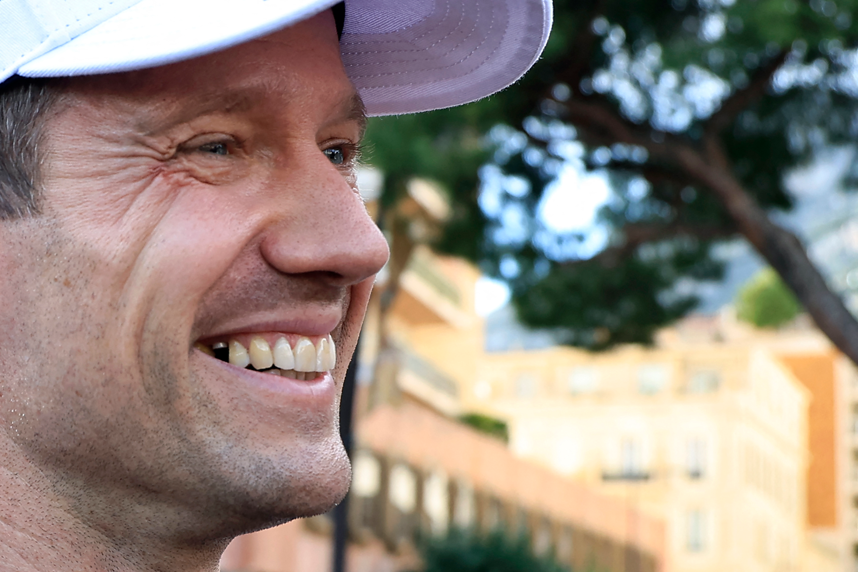 Ogier logra su 9° título con solo 4 puntos de ventaja e iguala el récord de Loeb