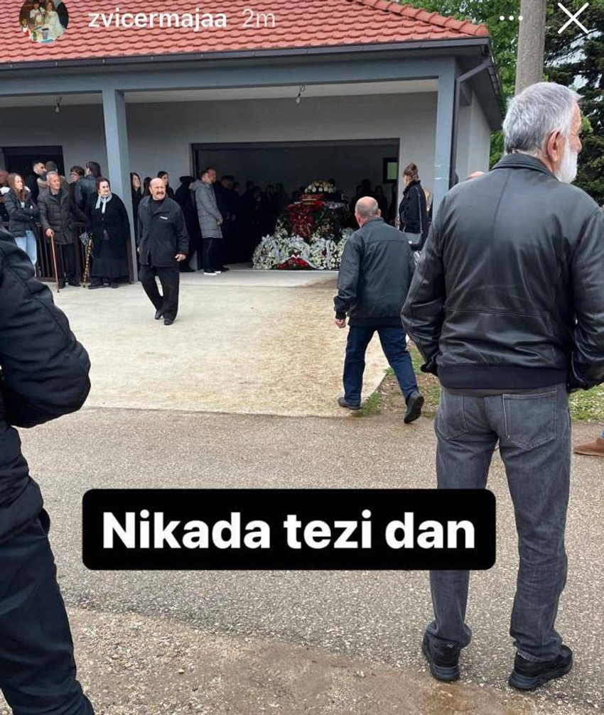 Fotografija sa sahrane Branislava Brana Mićunovića