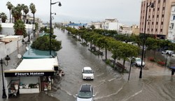 Paraliż w turystycznym kurorcie. Rekordowe opady deszczu zalewają Tunezję. Są ofiary