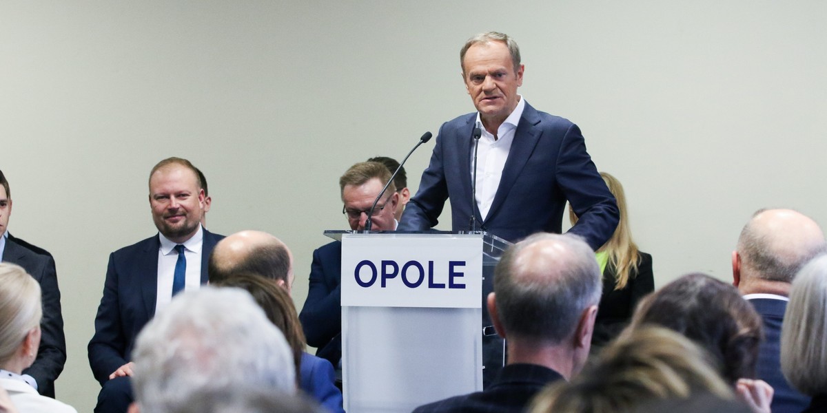 Donald Tusk nie miał litości dla NBP.