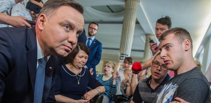 Andrzej Duda stawia się rządowi!