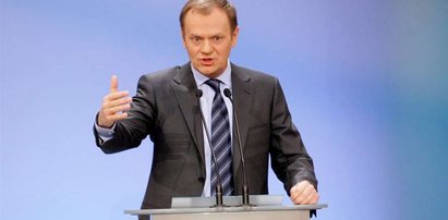 Co Tusk mówi poza kamerą! Nagranie z planu orędzia