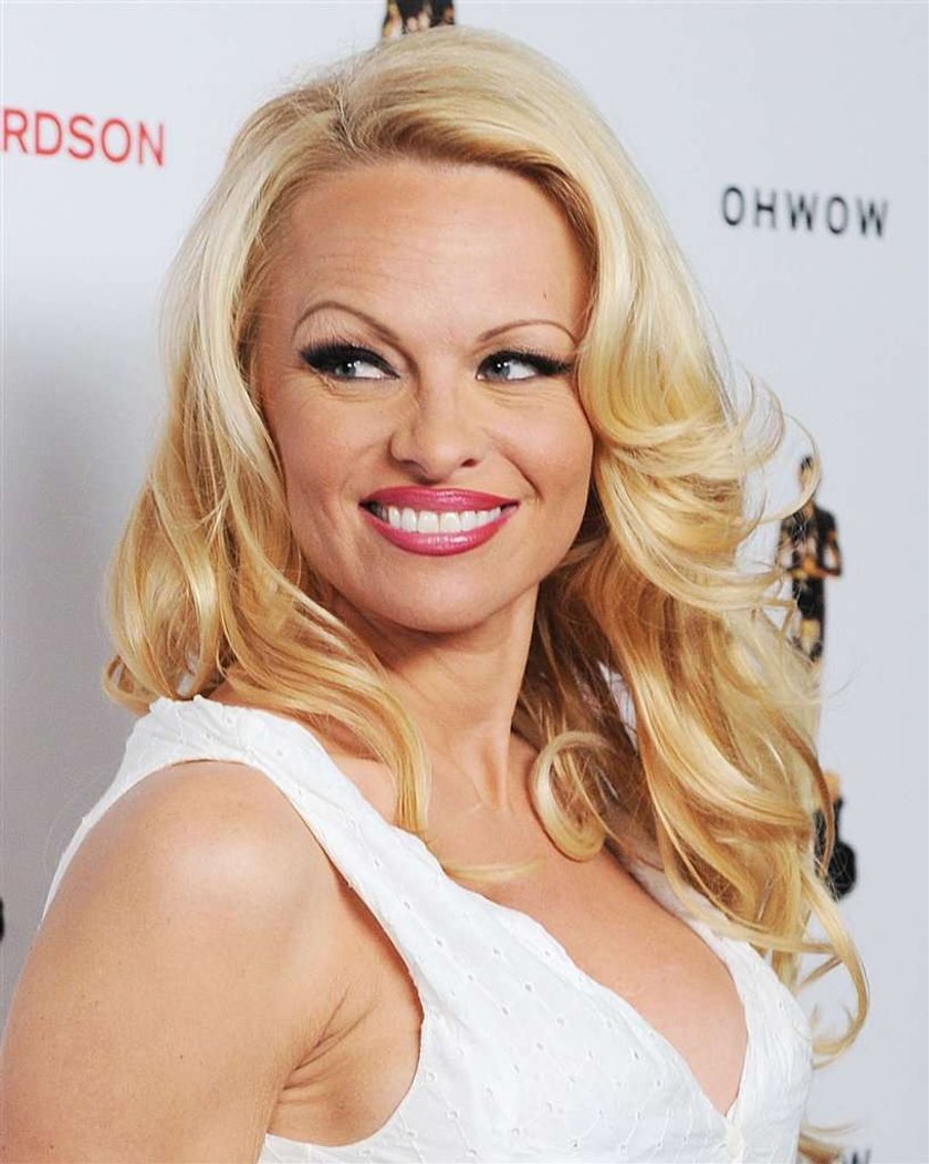 Straszna twarz Pameli Anderson