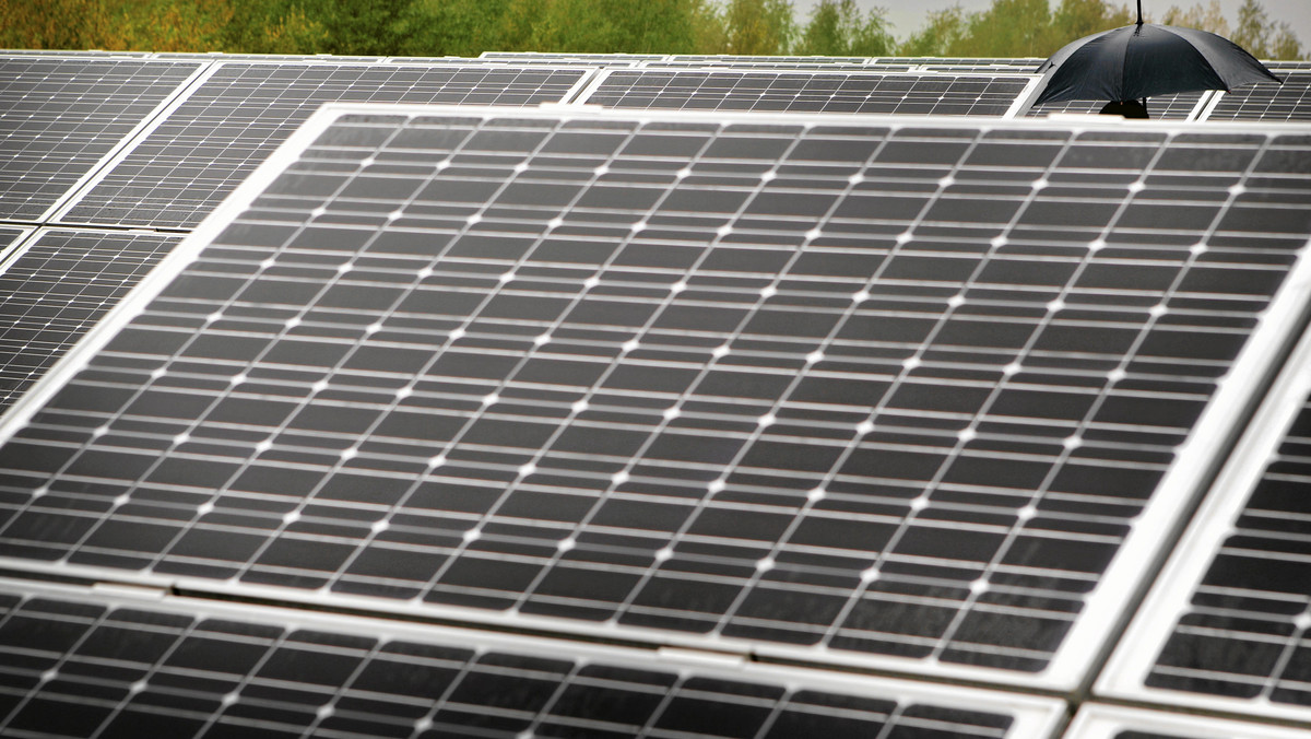 Najnowocześniejszy w Polsce wydział produkcji kolektorów słonecznych został otwarty w firmie Galmet w Głubczycach. Hala o powierzchni 2200 metrów kwadratowych powstawała przez półtora roku. Firma przez dwa lata współpracowała też z naukowcami z Politechniki Wrocławskiej w celu stworzenia solarów o wysokiej wydajności, a także opracowania innowacyjnego kolektora słonecznego.