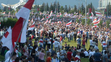 Kibice na stadionie do Łukaszenki: odejdź!