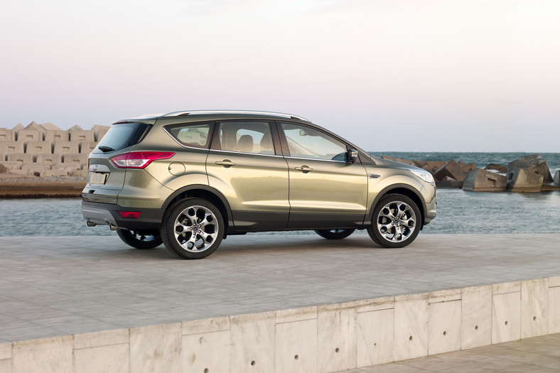 Nowy Ford Kuga z polskimi cenami