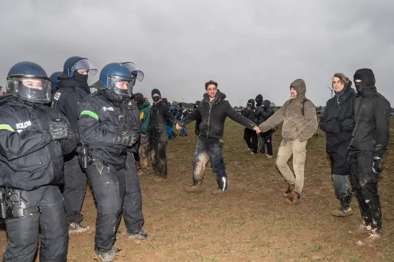 Protesty przeciw wydobyciu węgla w Lutzerath.